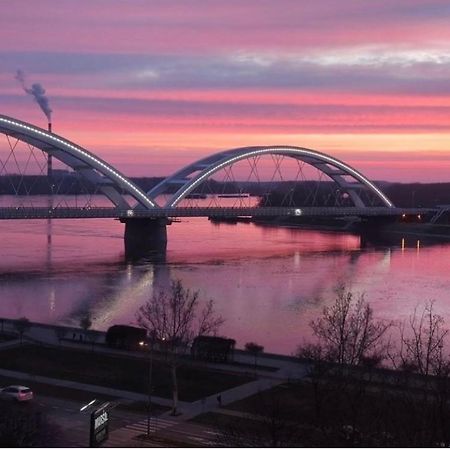 Apartman Bane 021 With A View Novi Sad Dış mekan fotoğraf